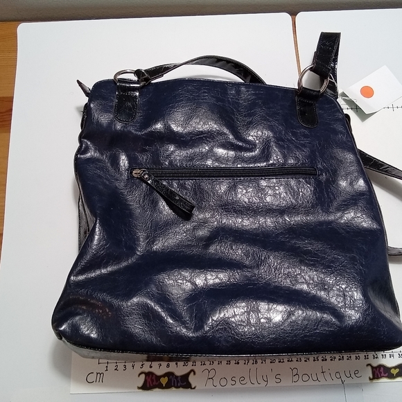 Gorgeous large navy blue purse - Picture 4 of 7